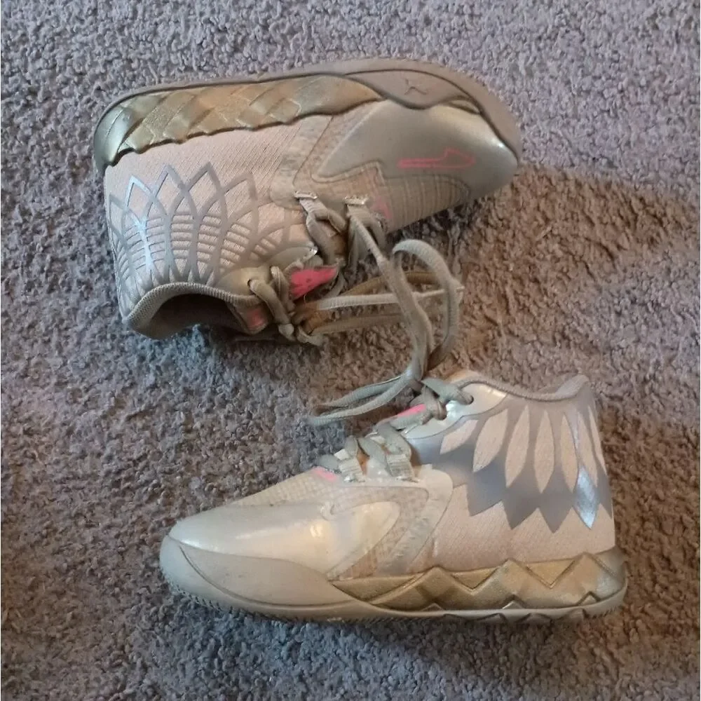 Puma MB.01 Golden Child Toddlers LaMelo Ball Basketball Sneakers Size 11 PRE-OWN